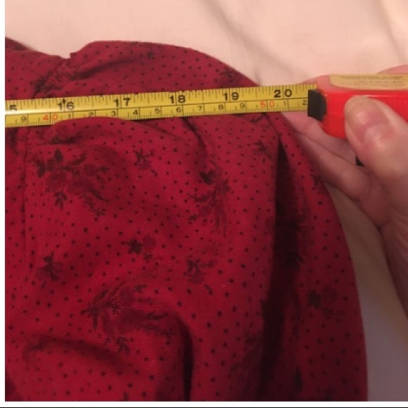 Vintage Button-Down Floral TraditionalBlouse - Picture 12 of 12